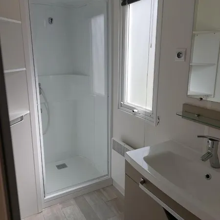 Mobil-home 4 étoiles *